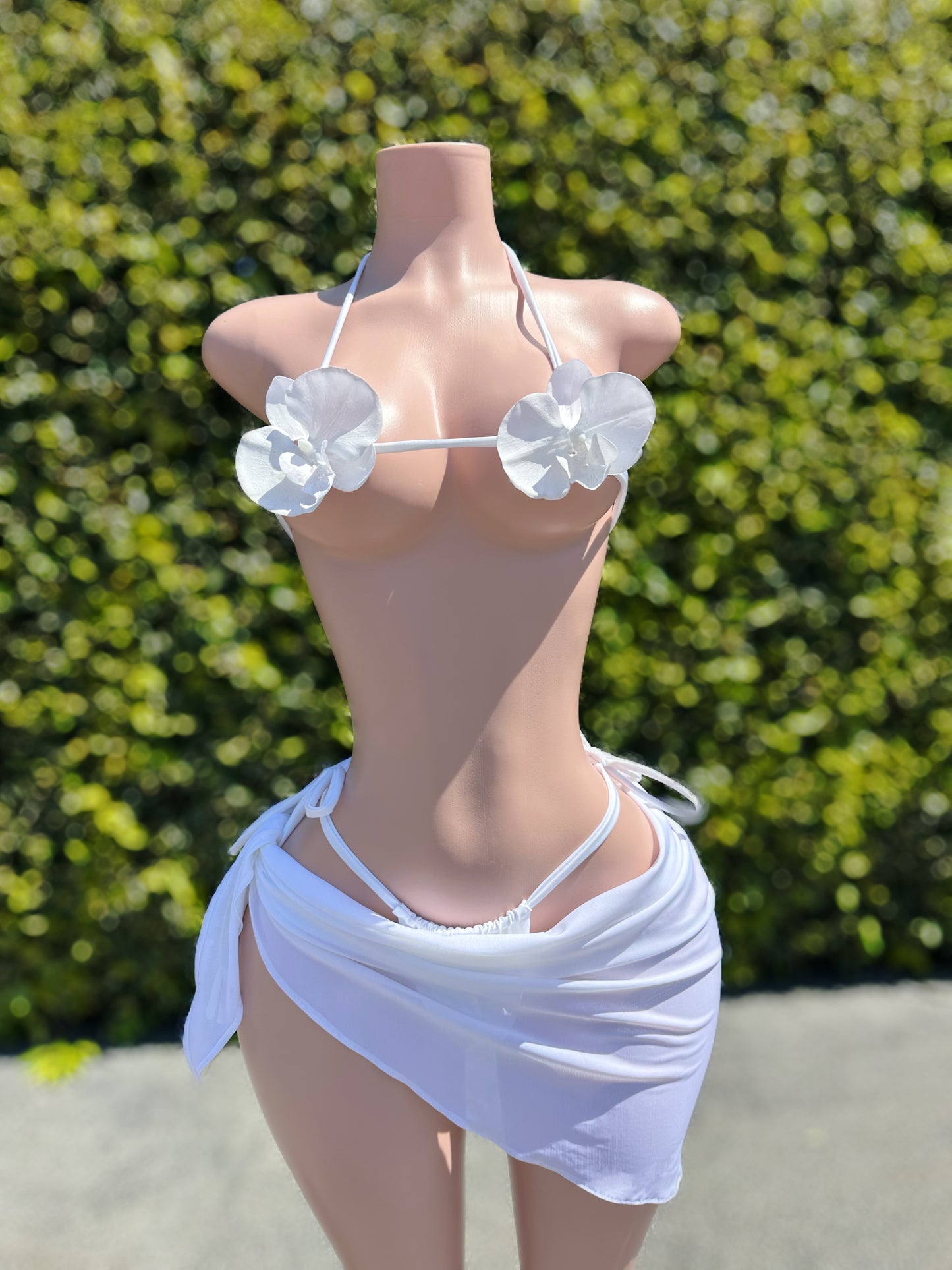 SCARLETT tropical orchid set white