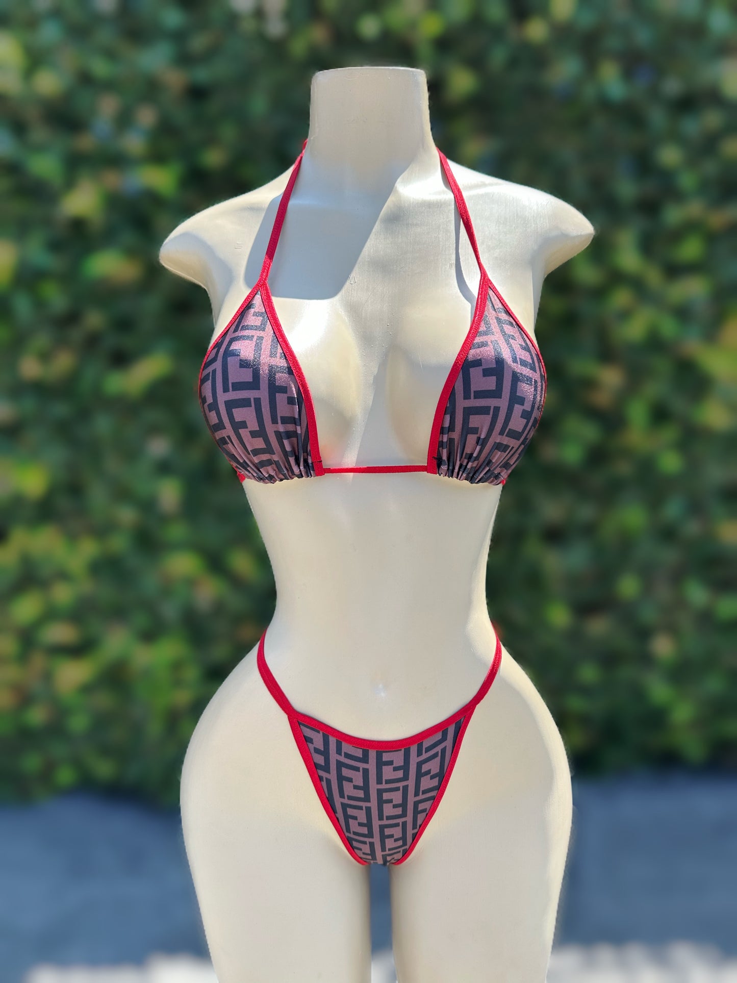 Kimmy thong set red trim